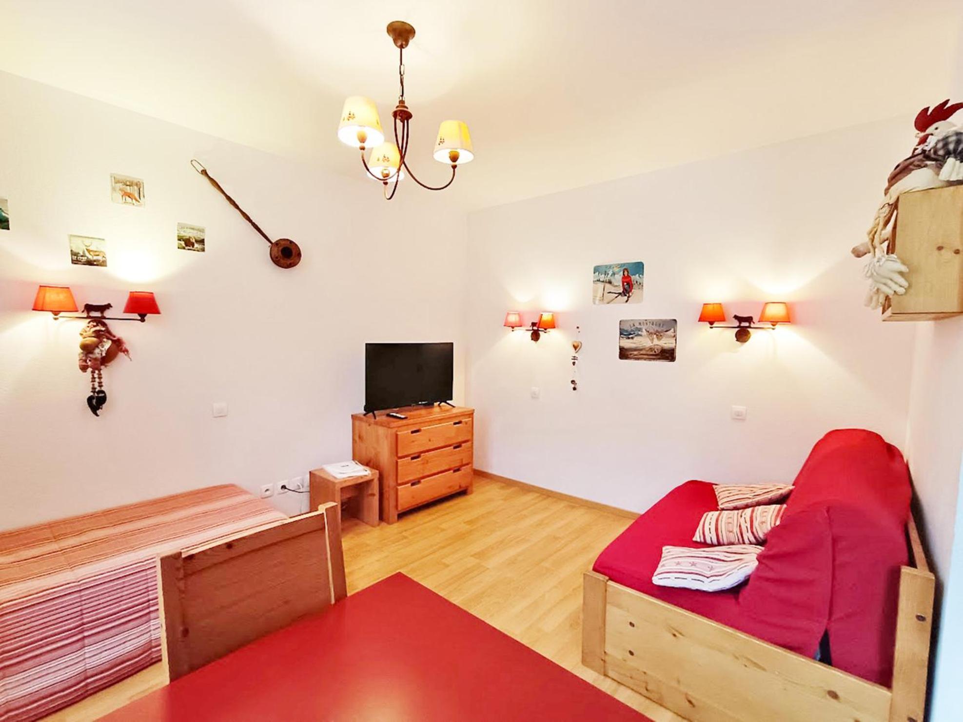 Le Bouquetin, Studio, Centre Luchon, Wifi, Casier A Skis, Ascenseur, 3 Personnes Bagnères-de-Luchon Εξωτερικό φωτογραφία